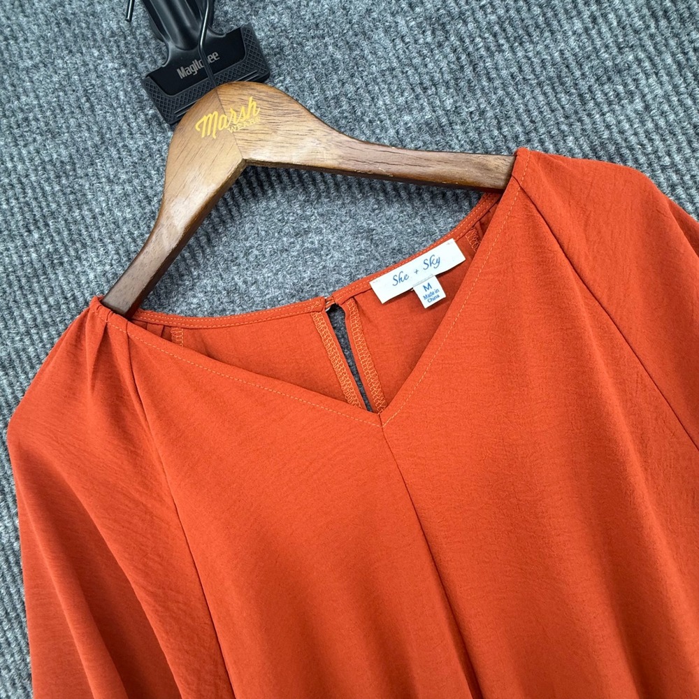 She + Sky Blouse Womens Size M Orange Excellent Smocked Waist Balloon Sleeve